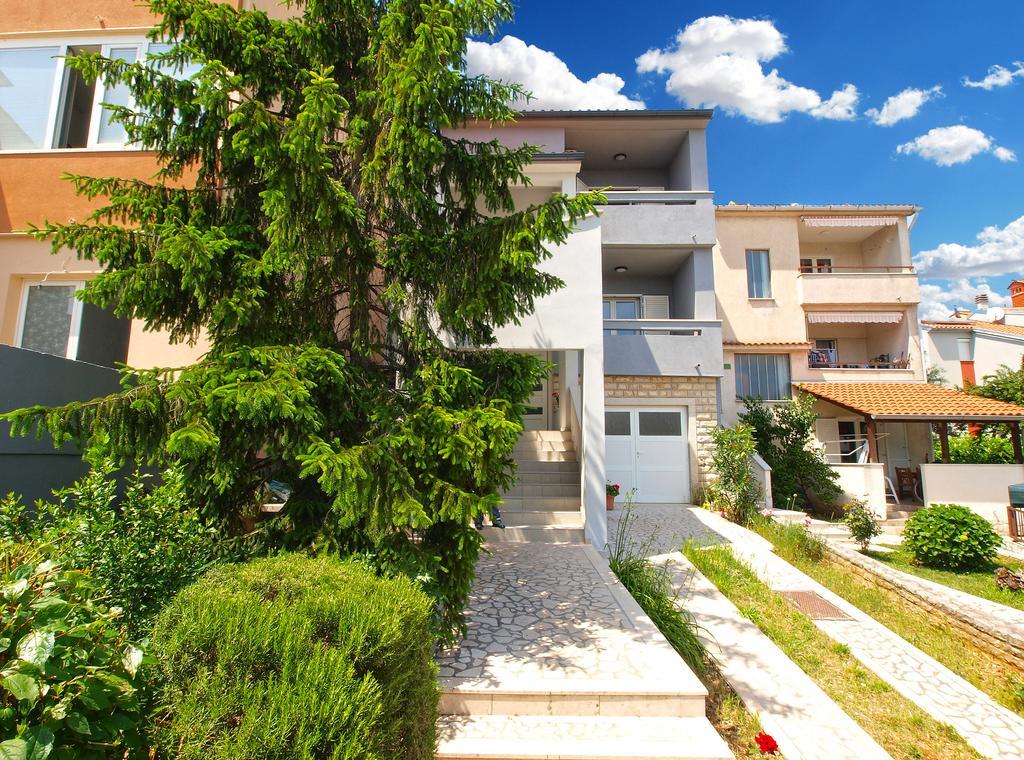 Apartments Nadija 1366 Pula Exterior foto